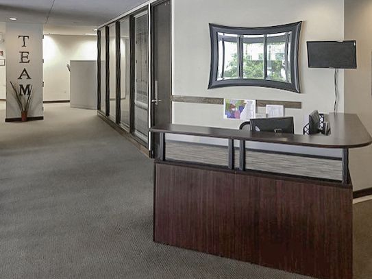 Two Union National Plaza: 105 W Capitol Ave, Little Rock, AR 72201